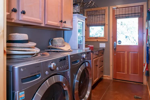 $1,450,000 | 21900 Parrott Ranch Road, Carmel Valley, CA 93924