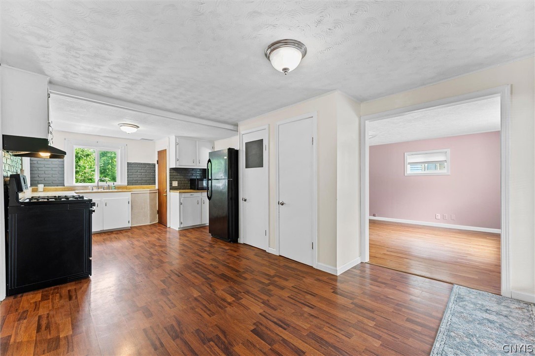 5508 Kathan Road Cicero, NY 13029 - Photo 11 of 48