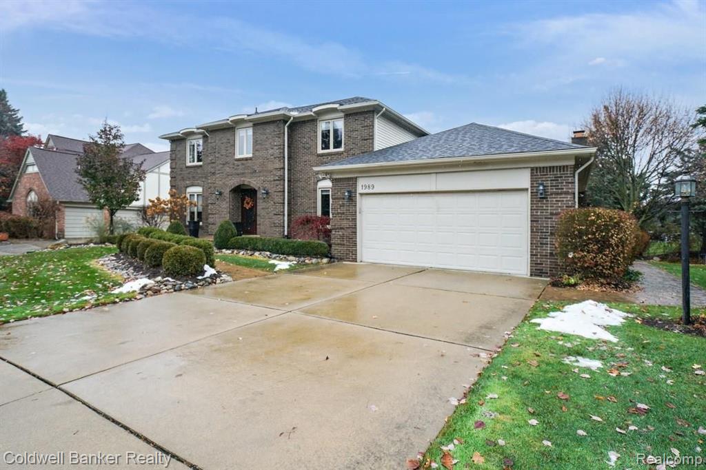 1989 Mapleridge Road Rochester Hills, MI 48309 - Photo 2 of 50