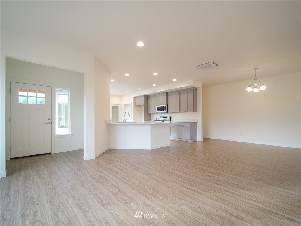 1420 Rook Drive Port Angeles, WA 98362 - Photo 4 of 37 Gallery Image 4