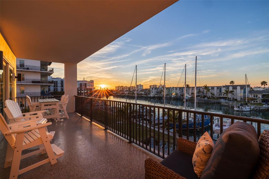 400 150th Avenue, Unit 307 Madeira Beach, FL 33708 - Photo 4 of 60