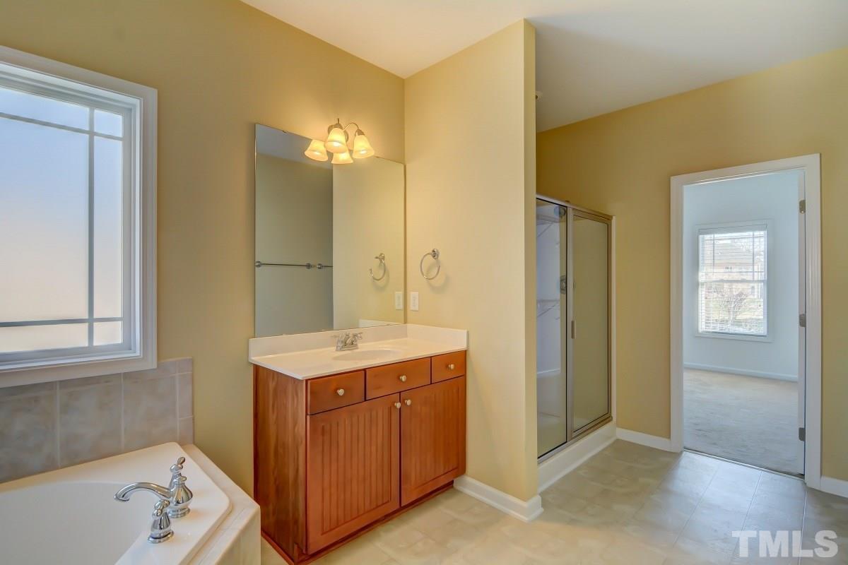 3807 Amandcroft Way Raleigh, NC 27616 - Photo 13 of 25 Gallery Image 13