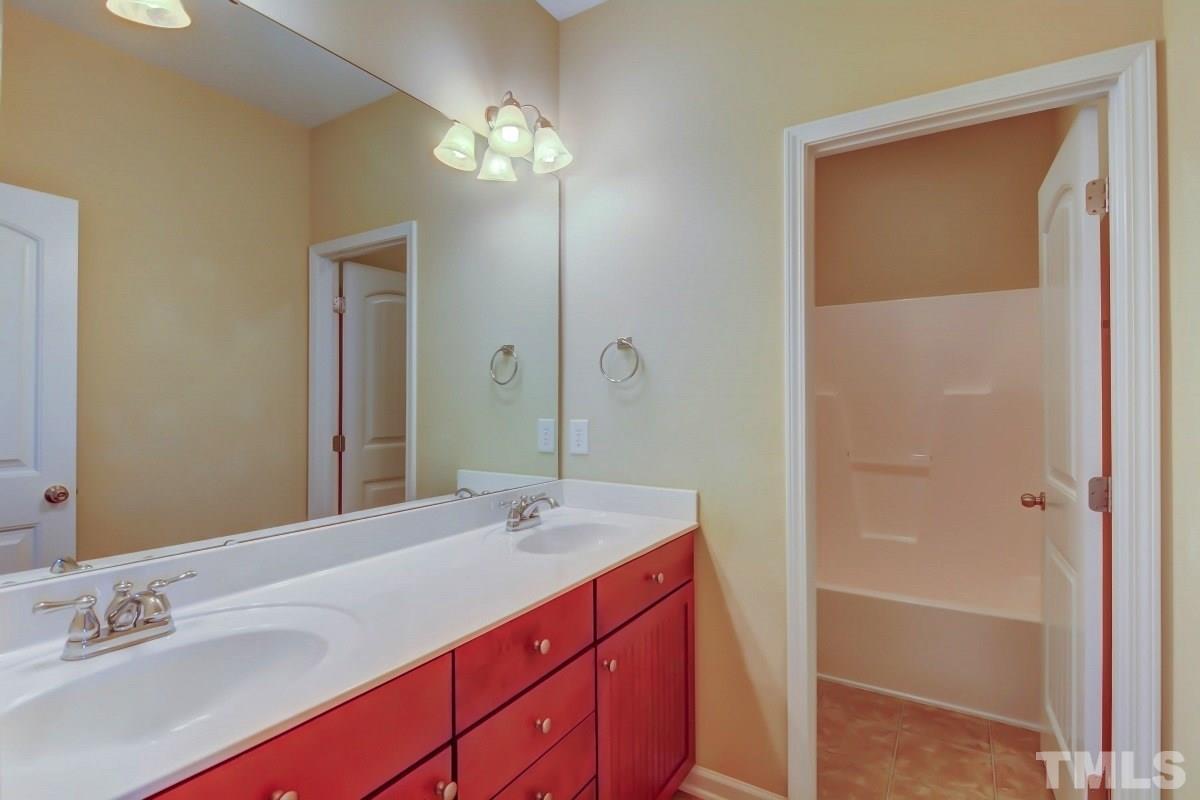 3807 Amandcroft Way Raleigh, NC 27616 - Photo 18 of 25 Gallery Image 18