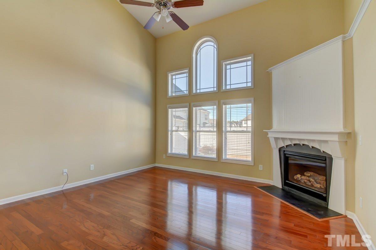 3807 Amandcroft Way Raleigh, NC 27616 - Photo 5 of 25 Gallery Image 5