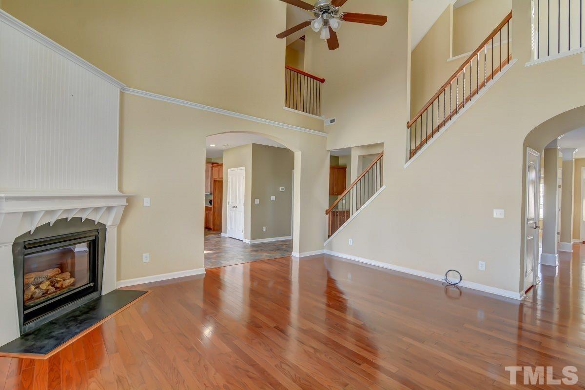 3807 Amandcroft Way Raleigh, NC 27616 - Photo 6 of 25 Gallery Image 6