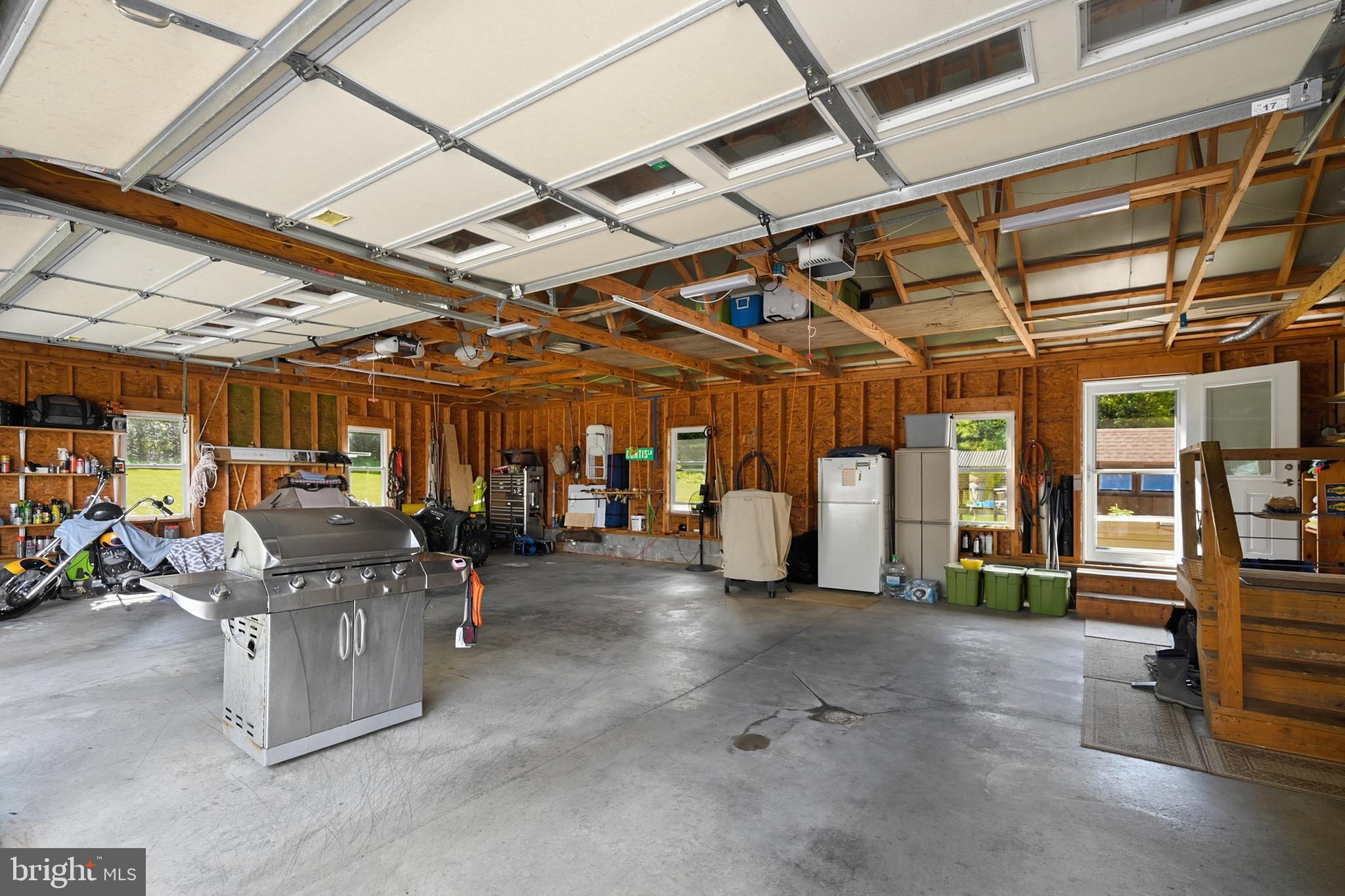 265 Fearer Road Friendsville, MD 21531 - Photo 37 of 75 Spacious garage with endless potential.