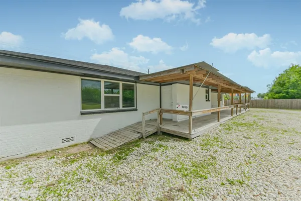 $3,500 | 9030 Almeda Genoa Road, Houston, TX 77075