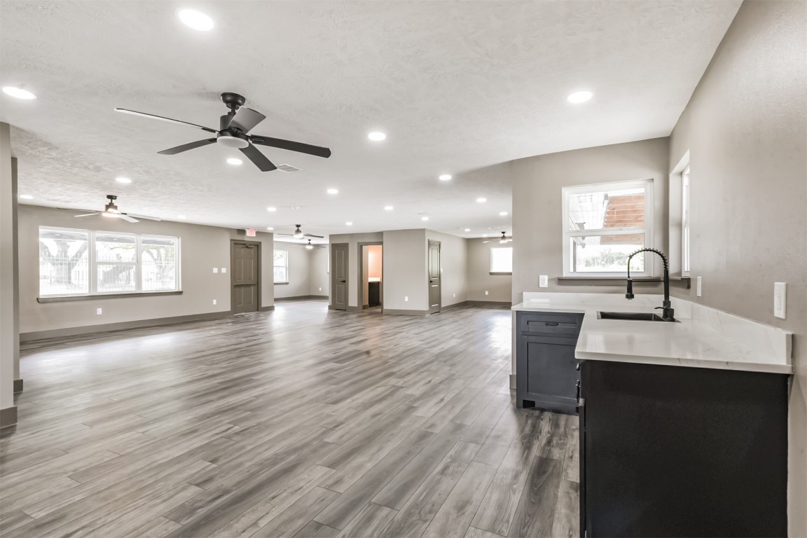 9030 Almeda Genoa Road Houston, TX 77075 - Photo 9 of 16