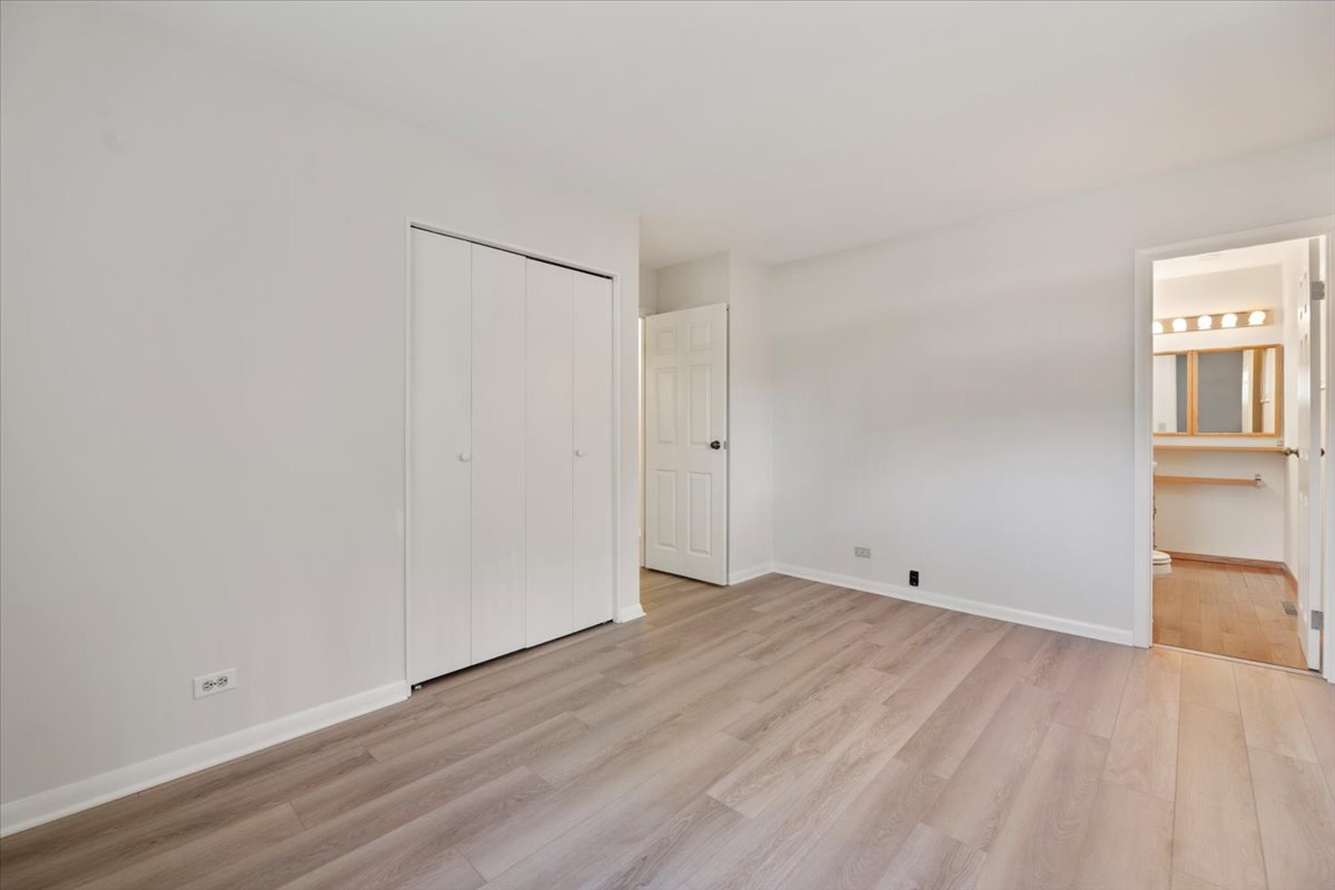 1122 Stark Place Des Plaines, IL 60016 - Photo 17 of 23