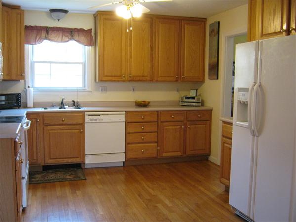54 Old Marlboro Road Maynard, MA 01754 - Photo 4 of 27 Gallery Image 4