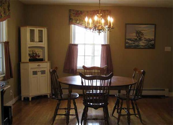 54 Old Marlboro Road Maynard, MA 01754 - Photo 8 of 27 Gallery Image 8