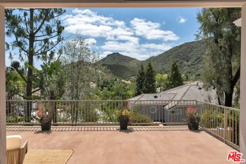 $2,300,000 | 2430 Ranchgrove Drive, Westlake Village, CA 91361