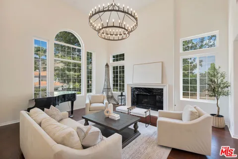 $2,300,000 | 2430 Ranchgrove Drive, Westlake Village, CA 91361