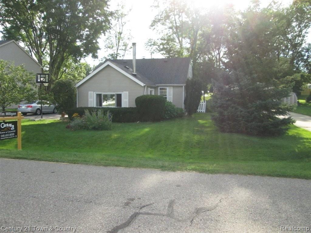 3764 Dearborn Avenue Rochester, MI 48309 - Photo 17 of 18 IMG_0456.JPG