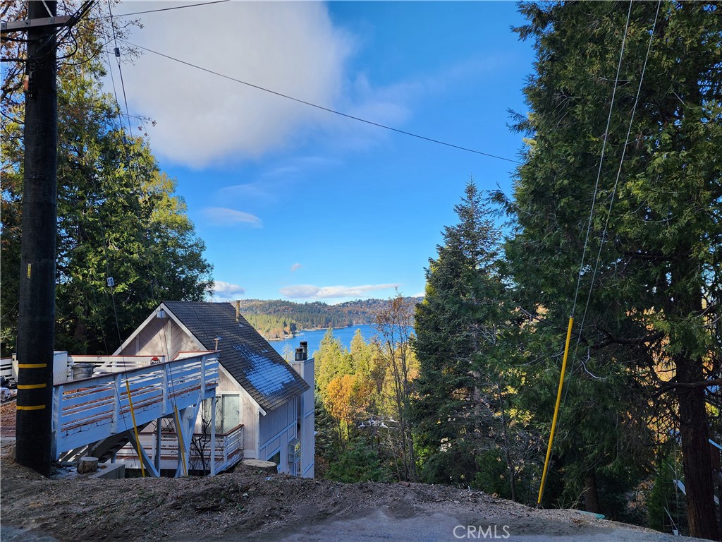 104 Fremont Road Lake Arrowhead, CA 92352 - Photo 4 of 15 a view of a house with a yard