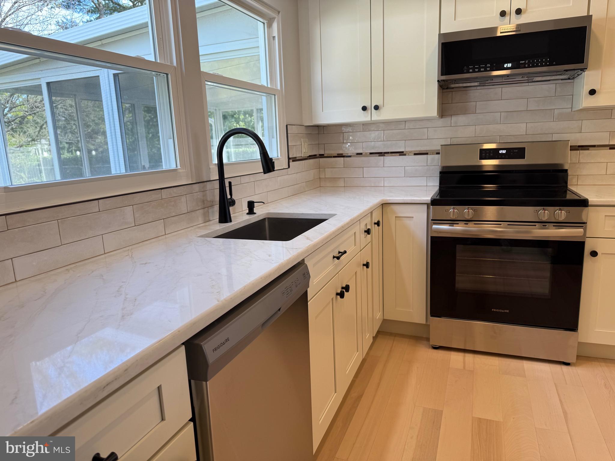 67 Triangle Lane Willingboro, NJ 08046 - Photo 13 of 33 Kitchen