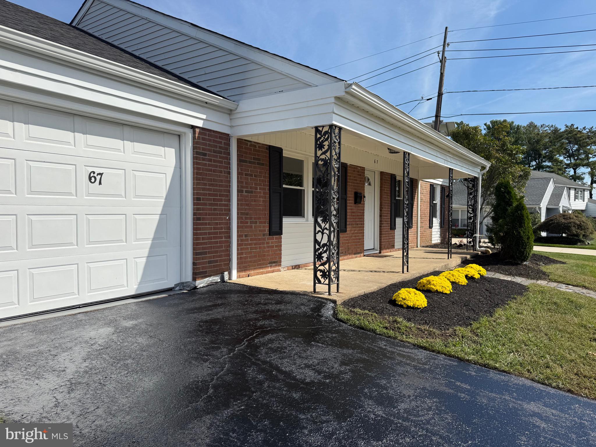 67 Triangle Lane Willingboro, NJ 08046 - Photo 2 of 33 Front of House