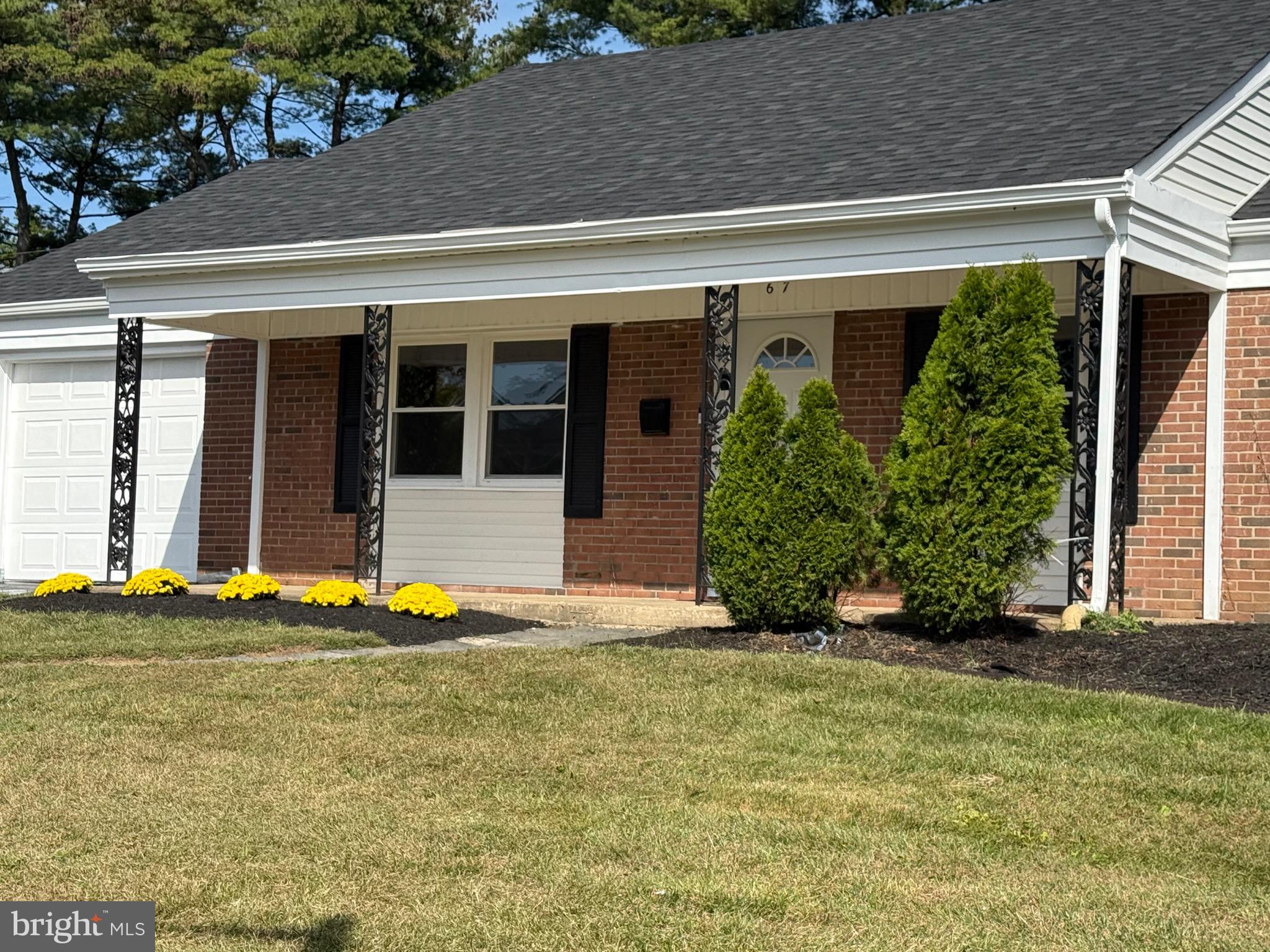 67 Triangle Lane Willingboro, NJ 08046 - Photo 4 of 33 Front of House