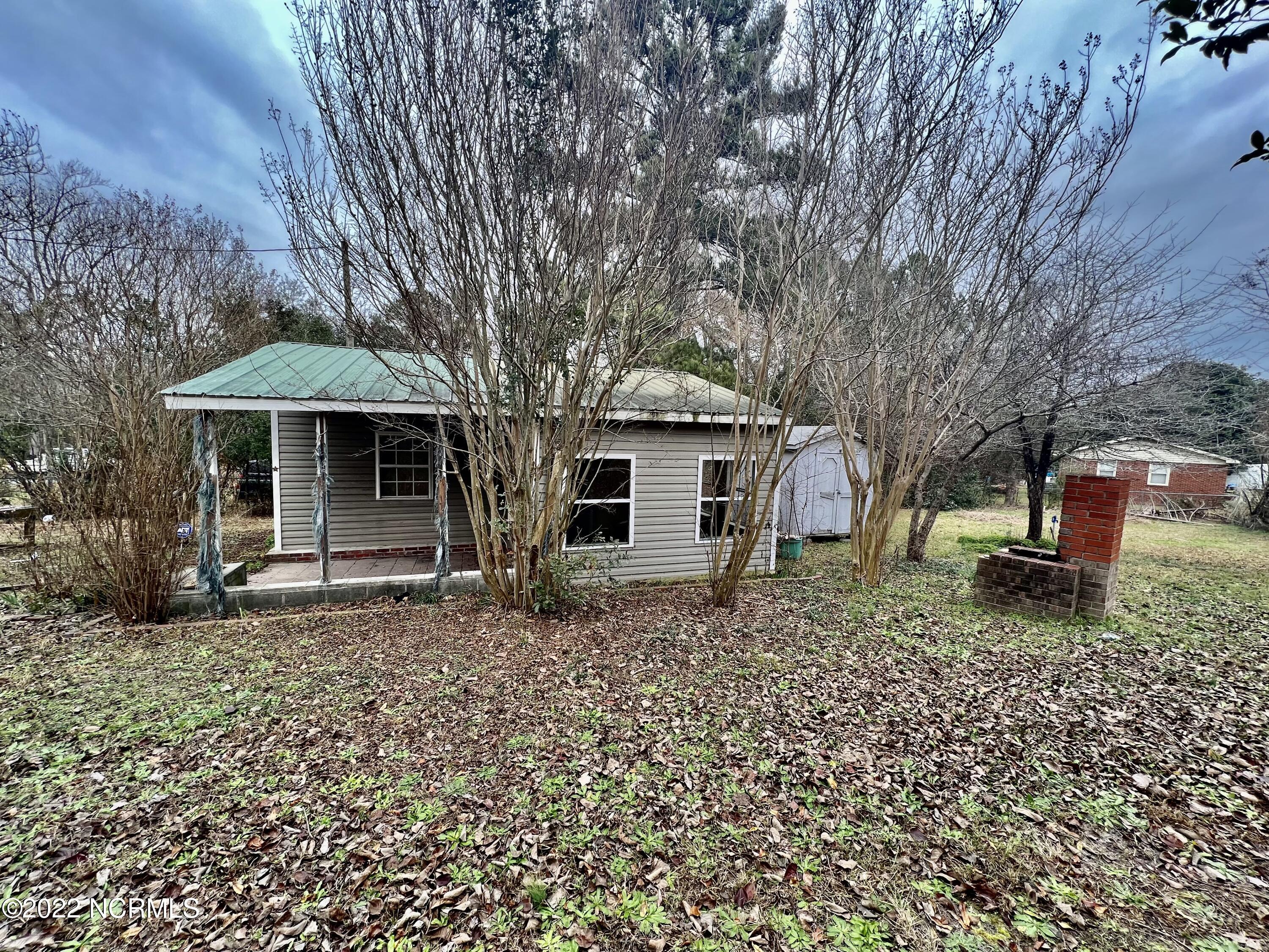 159 Church Street Rockingham, NC 28379 - Photo 16 of 22 outbuilding