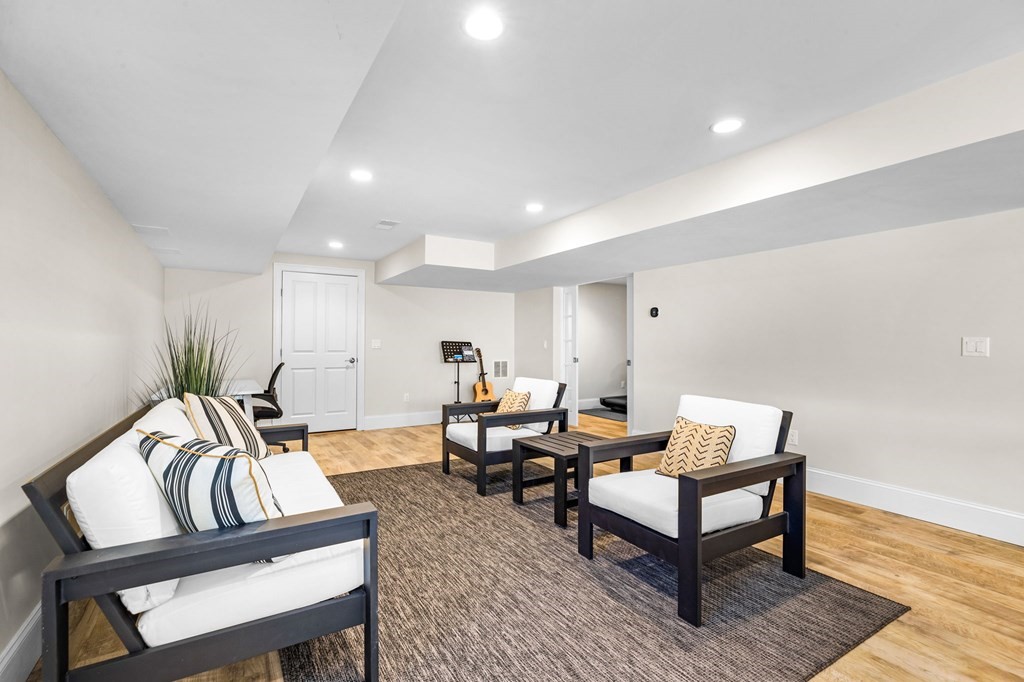 531 Holly Road Marshfield, MA 02050 - Photo 31 of 41