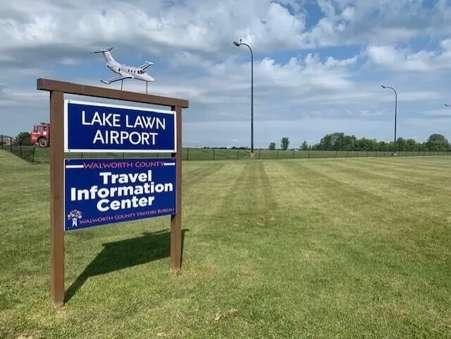 $45,000 | 2400 East Geneva, Unit 1001, Williams Bay, WI 53115