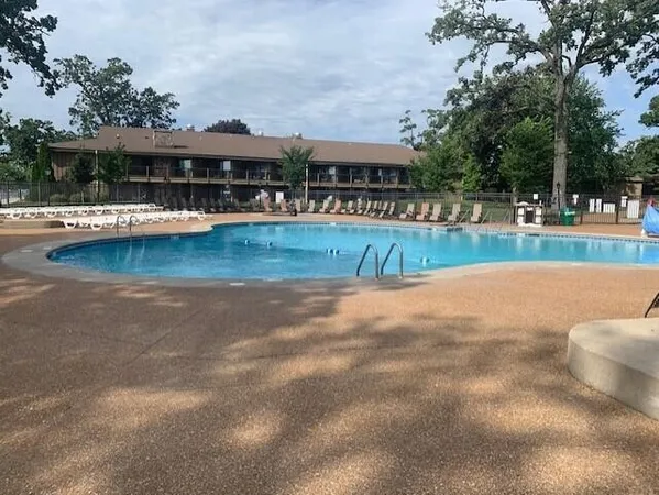 $45,000 | 2400 East Geneva, Unit 1001, Williams Bay, WI 53115