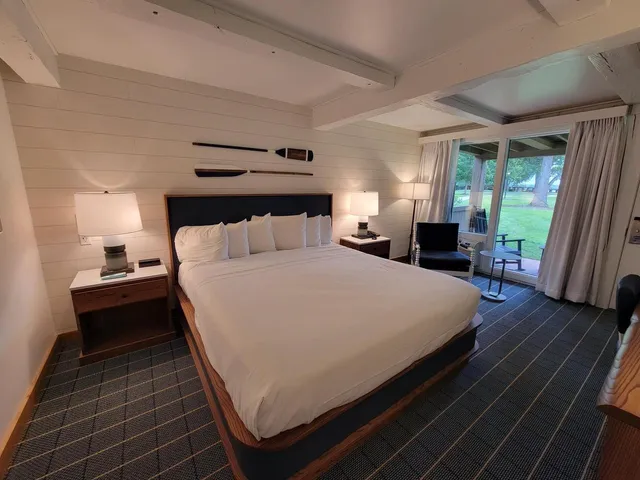 $45,000 | 2400 East Geneva, Unit 1001, Williams Bay, WI 53115