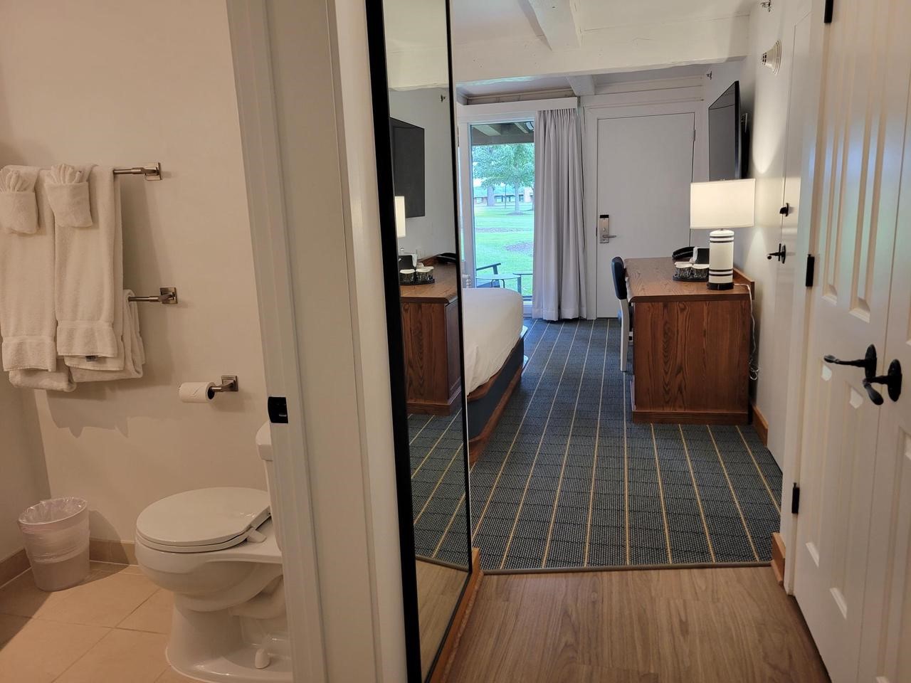 2400 East Geneva Street, Unit 1001 Williams Bay, WI 53191 - Photo 6 of 34