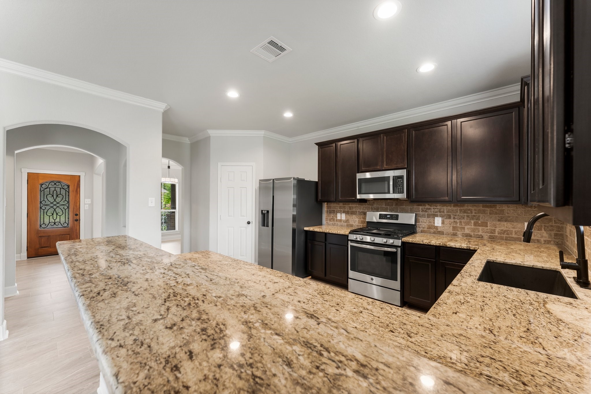 2590 Magnolia Fair Way Spring, TX 77386 - Photo 8 of 31