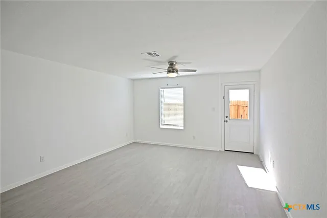 $1,295 | 11822 Bluebell Ridge, Converse, TX 78109