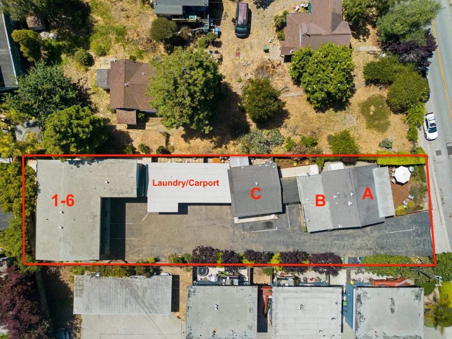 1450 Merrill Street Santa Cruz, CA 95062 - Photo 4 of 21 an outdoor space with lots of people