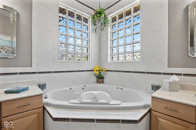 $595,000 | 2305 Golfside Drive, Lebanon, IN 46052