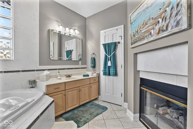 $595,000 | 2305 Golfside Drive, Lebanon, IN 46052