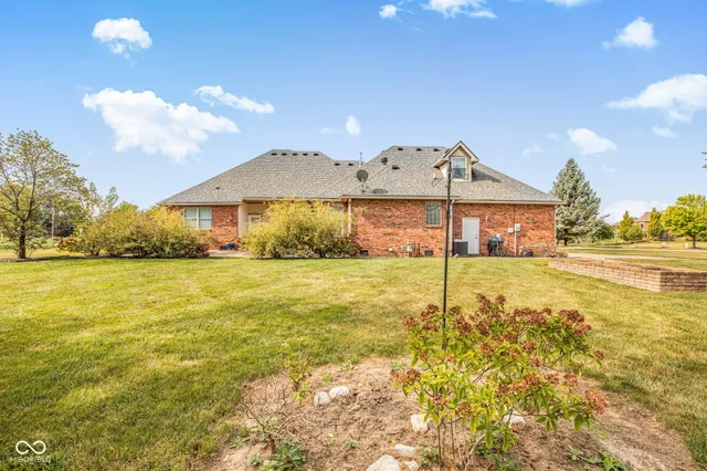 $595,000 | 2305 Golfside Drive, Lebanon, IN 46052