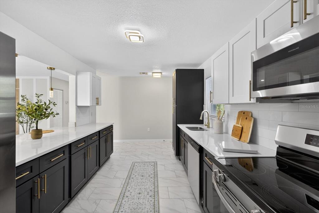 2175 20th Avenue Southwest Largo, FL 33774 - Photo 26 of 43