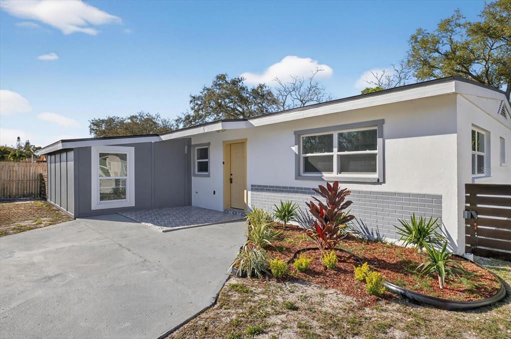 2175 20th Avenue Southwest Largo, FL 33774 - Photo 7 of 43