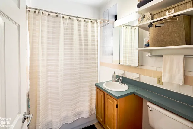 $599,000 | 371 West 117th Street, Unit 2E | Harlem