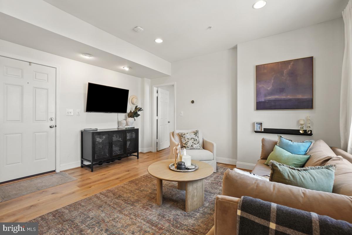 330 Rhode Island Avenue Northeast, Unit 301 Washington, DC 20002 - Photo 13 of 30