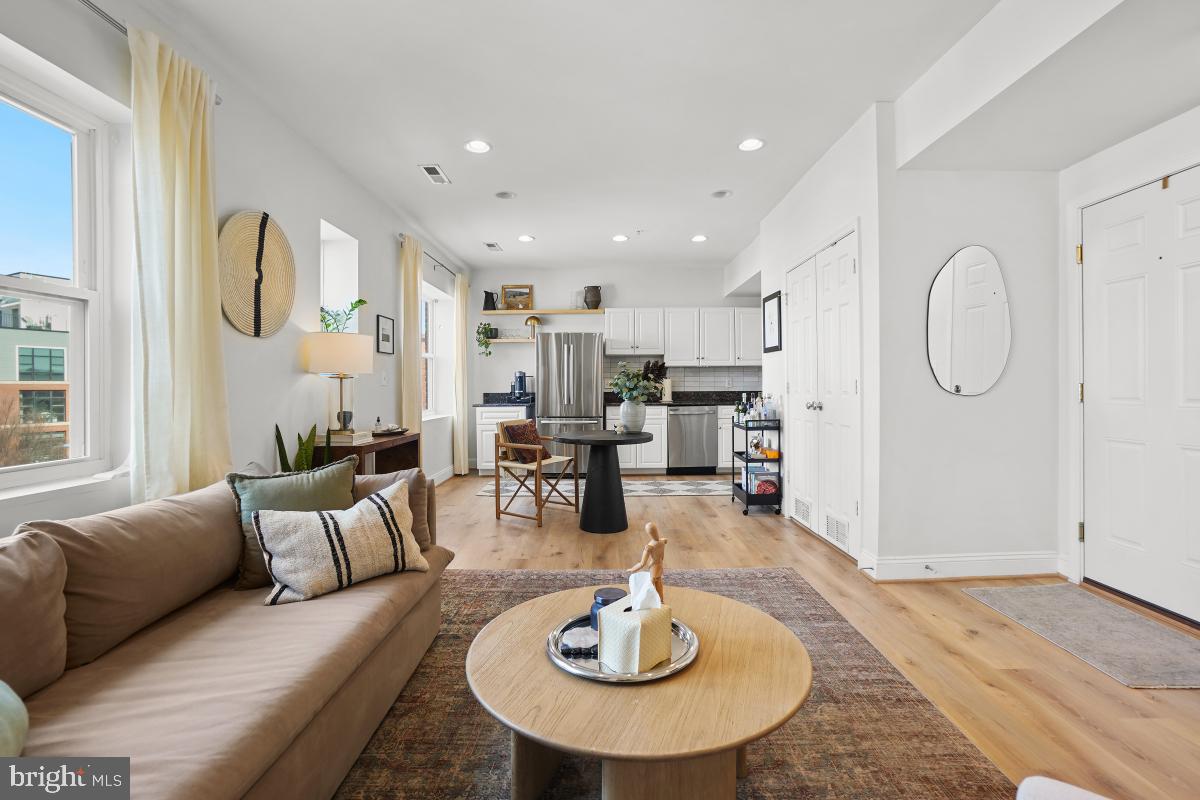 330 Rhode Island Avenue Northeast, Unit 301 Washington, DC 20002 - Photo 5 of 30