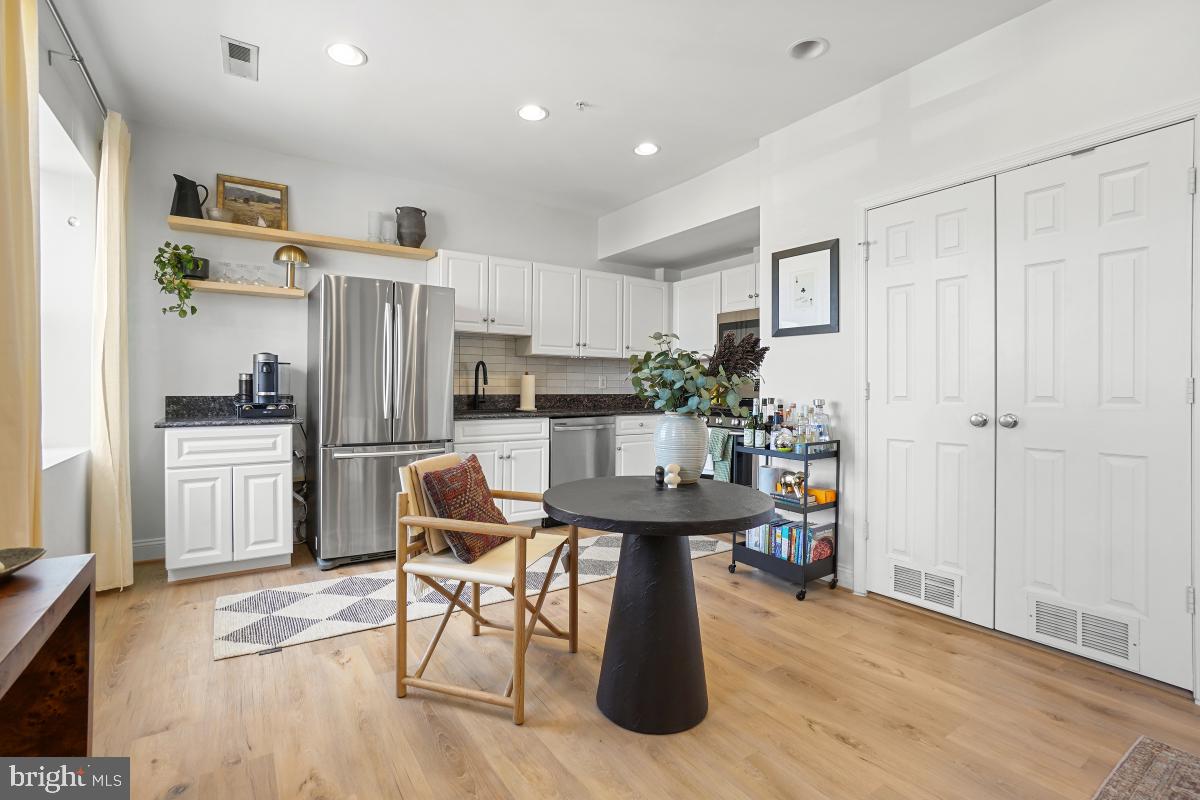 330 Rhode Island Avenue Northeast, Unit 301 Washington, DC 20002 - Photo 9 of 30