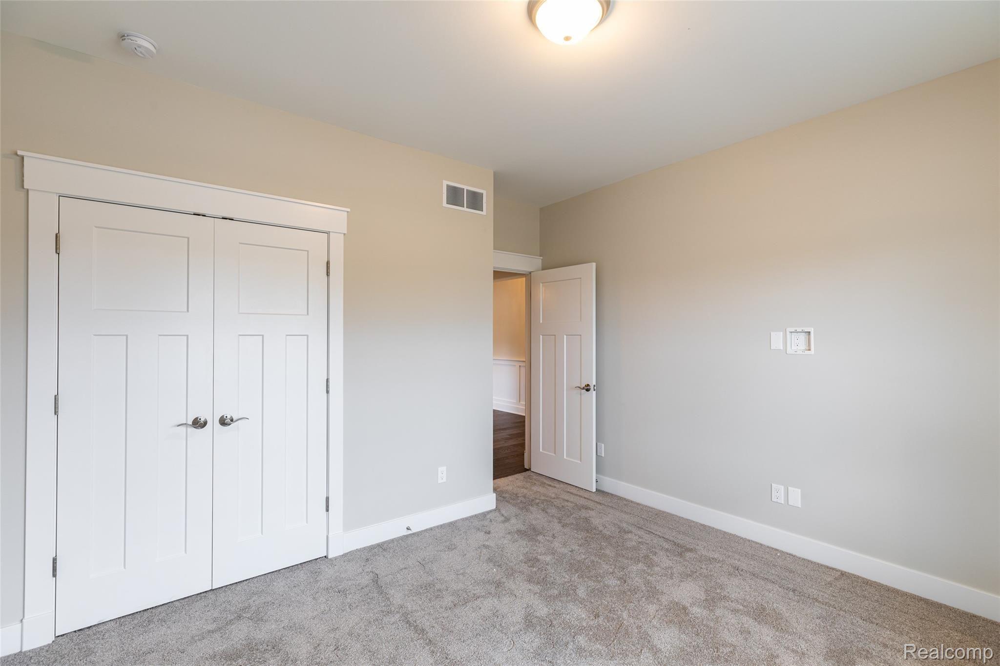 4740 Chestnut Springs Drive Howell, MI 48843 - Photo 24 of 47 6.Bedroom1