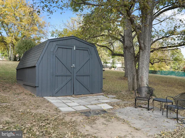 $270,000 | 412 Massanutten Heights, Woodstock, VA 22664