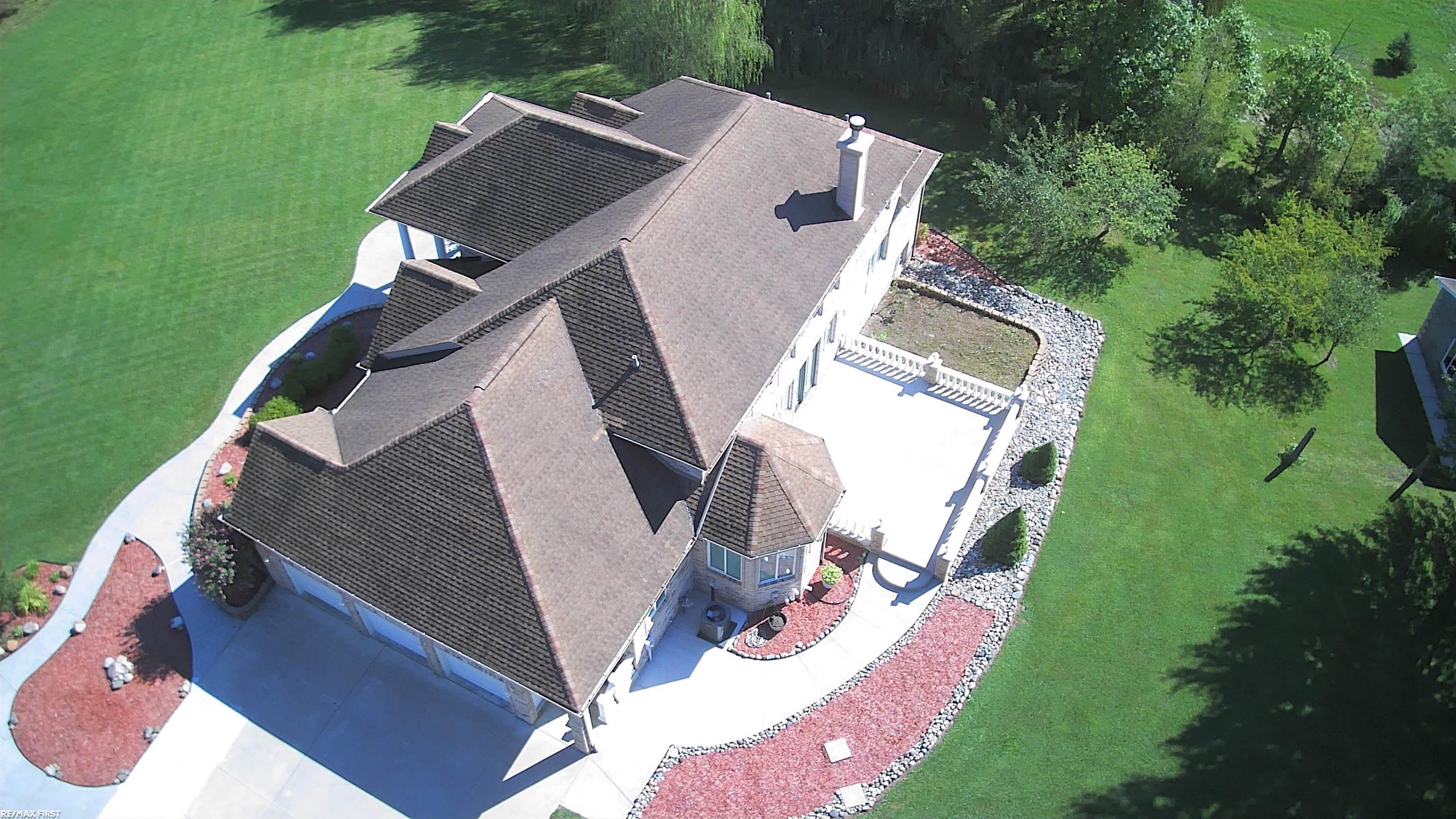 400 East Romeo Road Oakland, MI 48363 - Photo 15 of 85 50186573-7509190d-d207-4388-ae8c-0462a77423e0.JPG