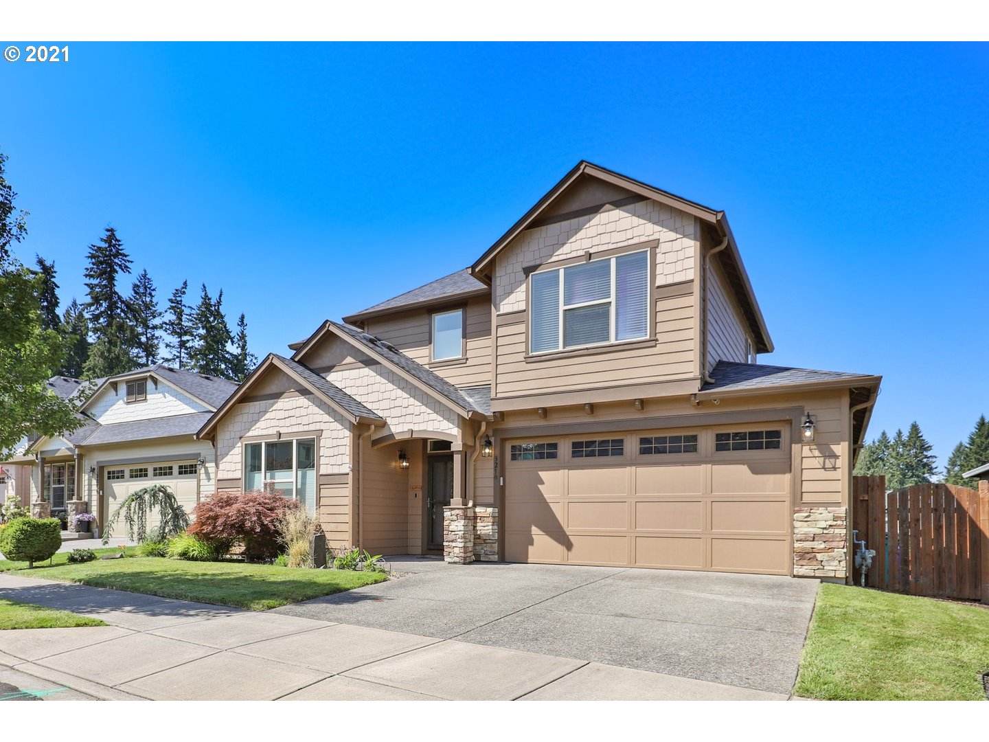 3210 Northeast 171st Street Ridgefield, WA 98642 - Photo 2 of 32