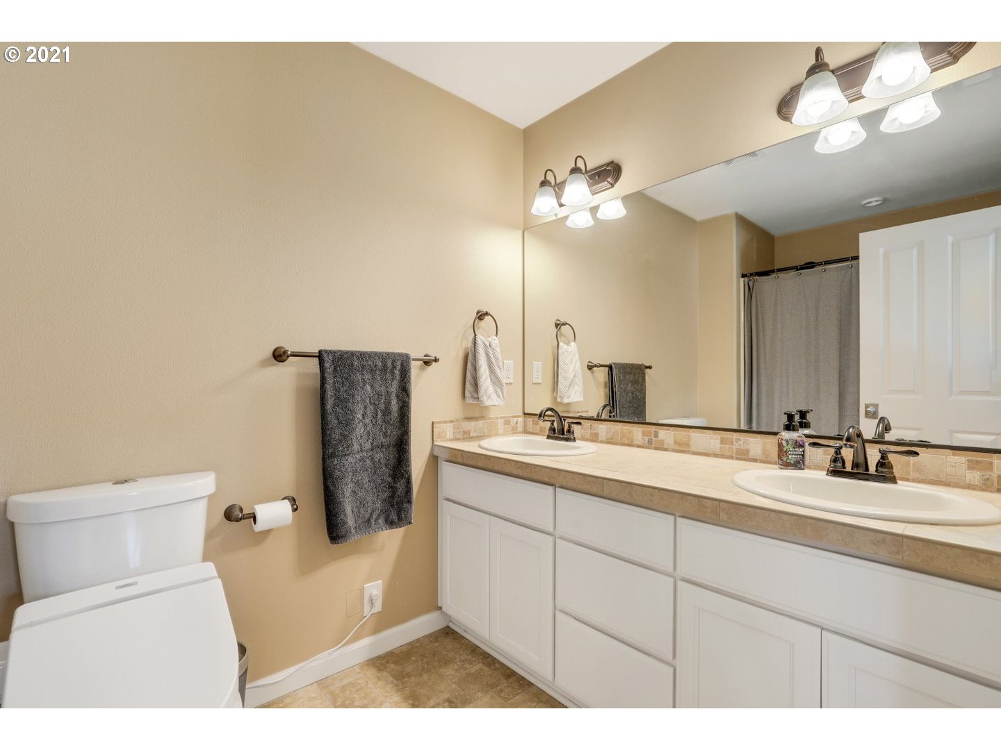 3210 Northeast 171st Street Ridgefield, WA 98642 - Photo 26 of 32