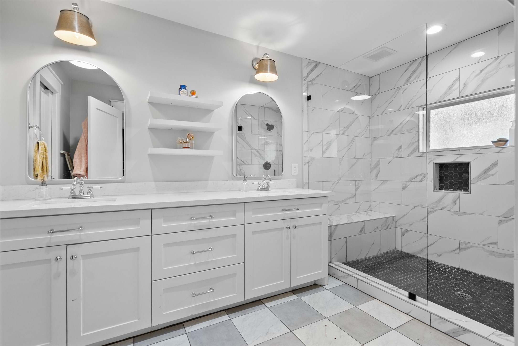 4503 McKinney Street Houston, TX 77023 - Photo 18 of 37