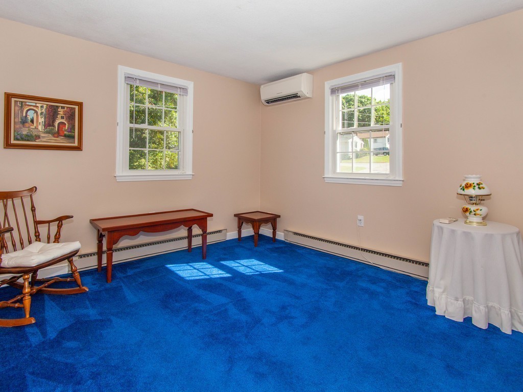 132 Hillcrest Road Waltham, MA 02451 - Photo 14 of 30 Gallery Image 14