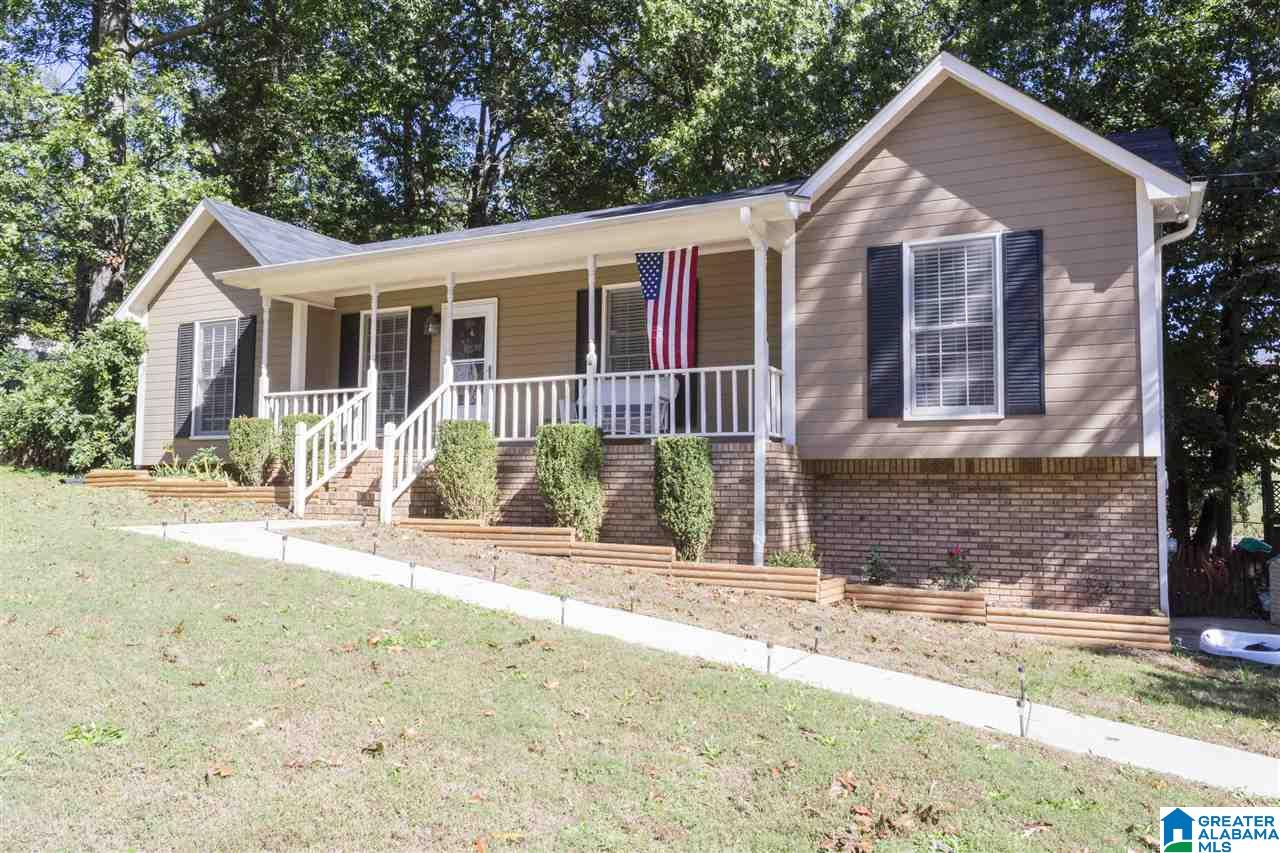 5208 Chestnut Lane Pinson, AL 35126 - Photo 1 of 36
