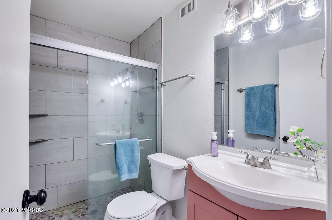650 South Pantano Road, Unit C Tucson, AZ 85710 - Photo 10 of 36 Gallery Image 10