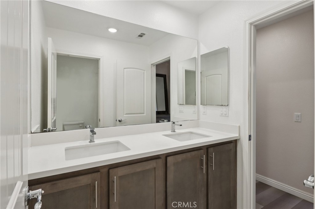 833 Sumac Lane Rialto, CA 92376 - Photo 17 of 45